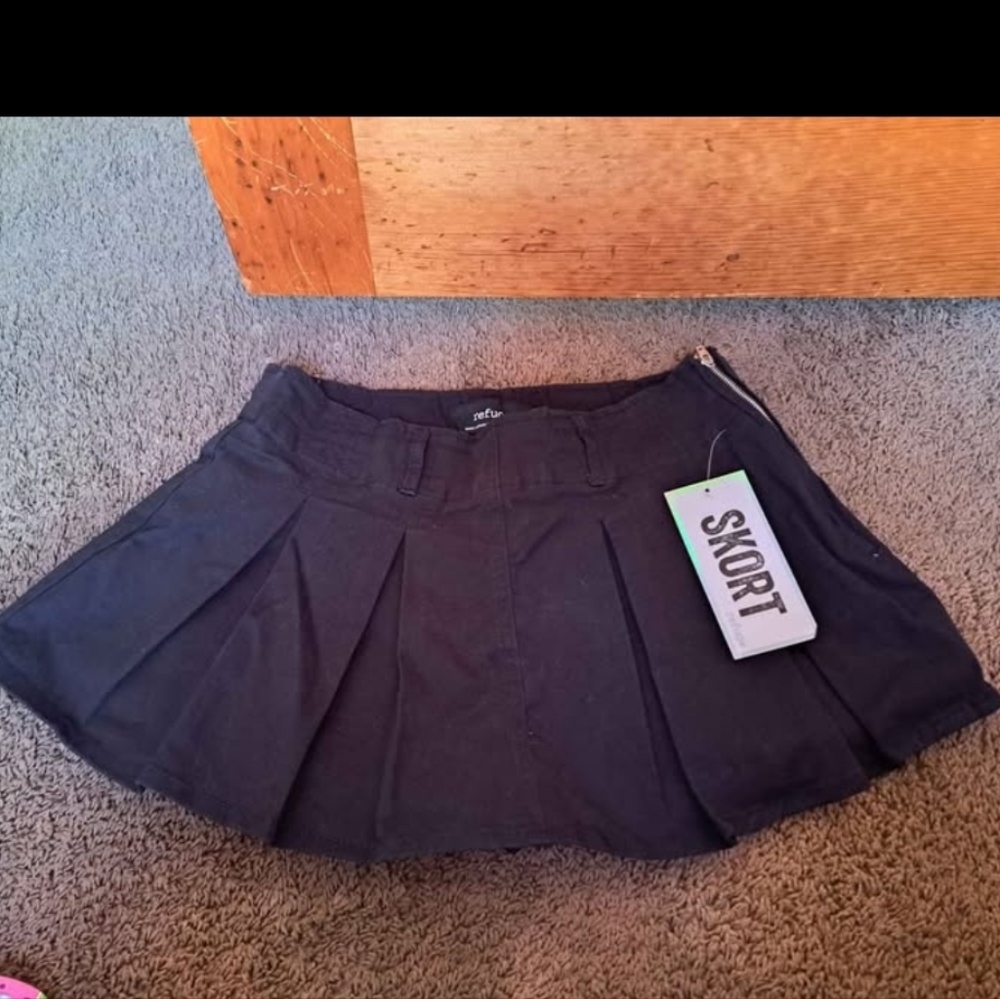 Black Skort by Refuge